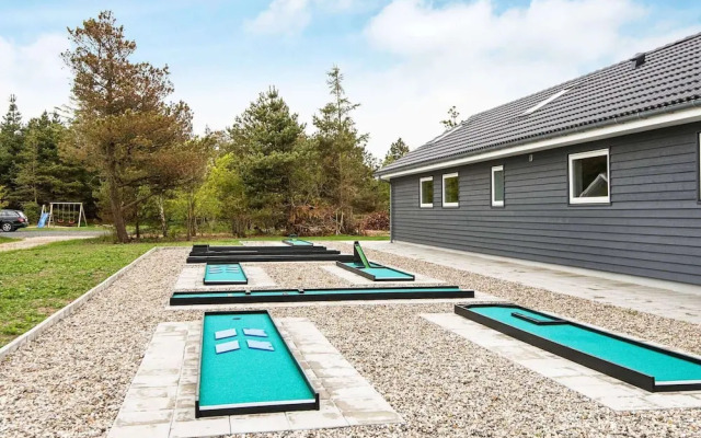 10 Person Holiday Home in Romo