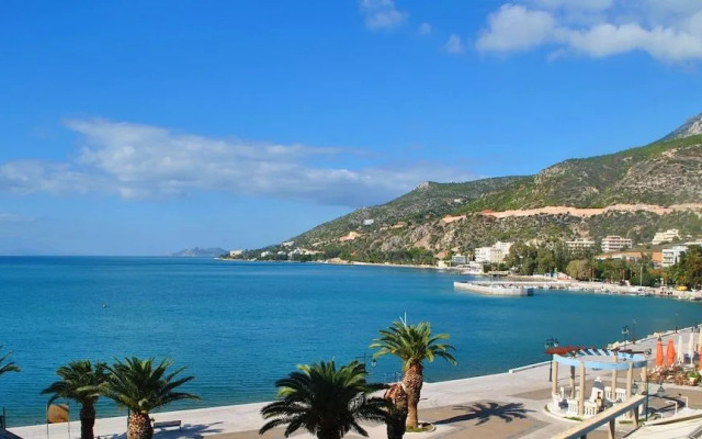 Grand Hotel Loutraki