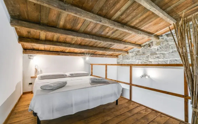 Castello Della Zisa Modern Apartment With Balcony - Adults Only