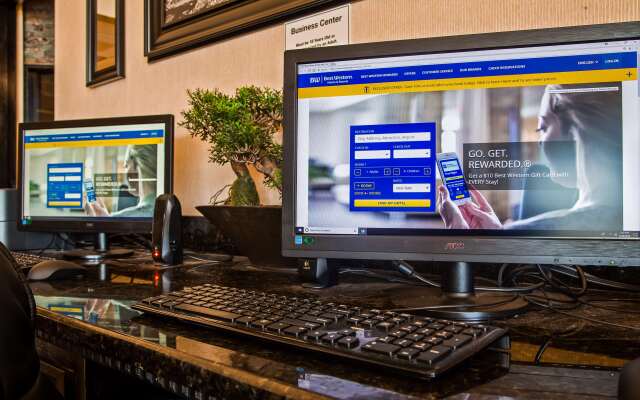 Best Western Windsor Suites