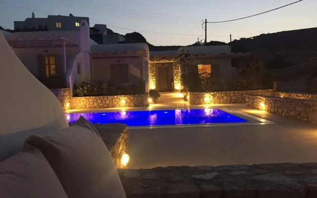 Modern Cycladic Style Villa Xara