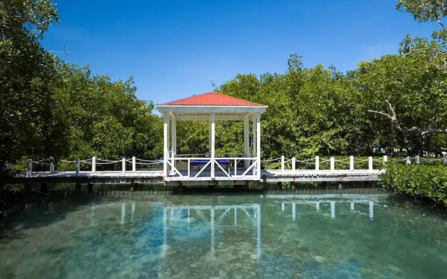 Royal Belize, a Muy'Ono Resort