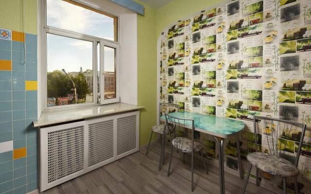 Apartments on Mira Avenue 66