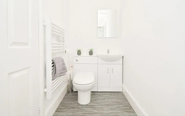 Townhouse @ 86 Brooklyn Street Crewe