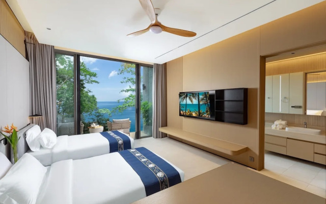 The Aquila Villa