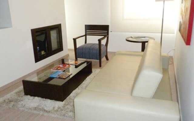 NH Collection Royal Smart Suites - 3 Nights, Barranquilla, Colombia