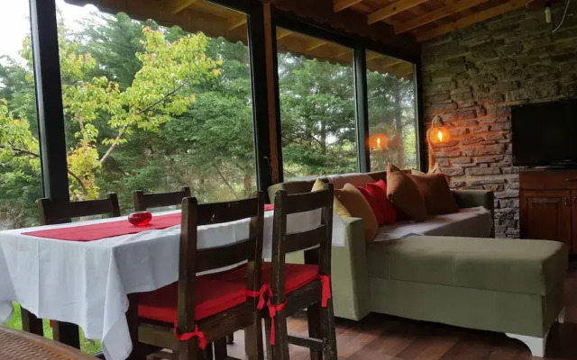 Vira Garden House