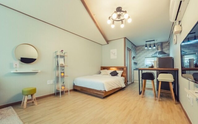 Sumsum House