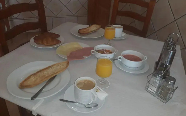 Hostal Roig 53