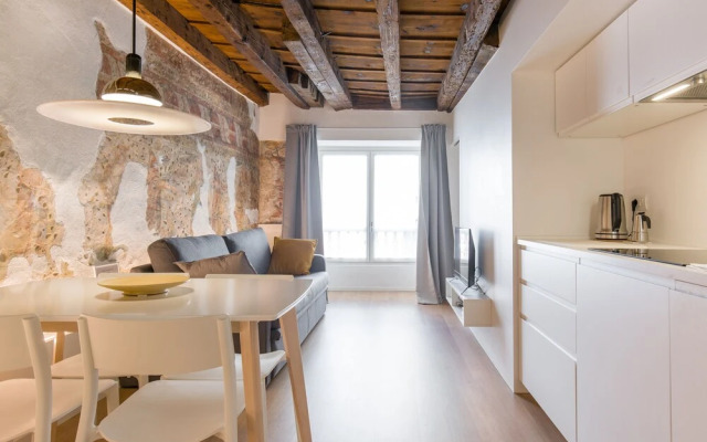 Verona For Rent Affresco