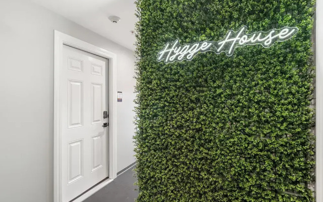 Hygge House Suites