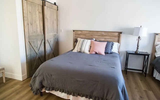 Happy Trails Bed and Breakfast