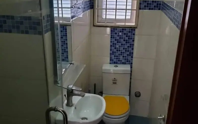Tilt Apartment