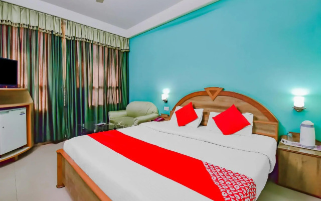 OYO 76836 Hotel Meridian