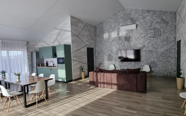 Guest house No. 2 Four Seasons