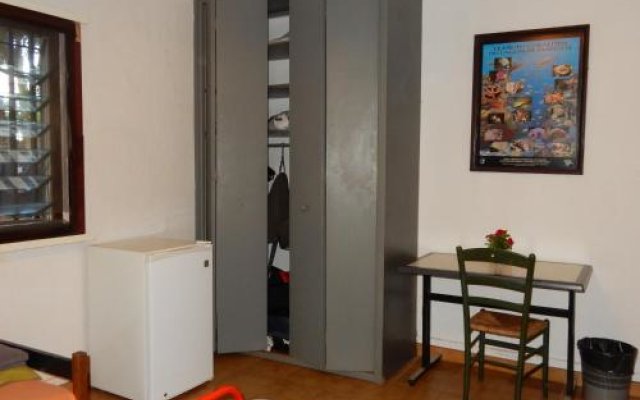 Sarl Mayoume in Mamoudzou, France from 55$, photos, reviews - zenhotels.com guestroom