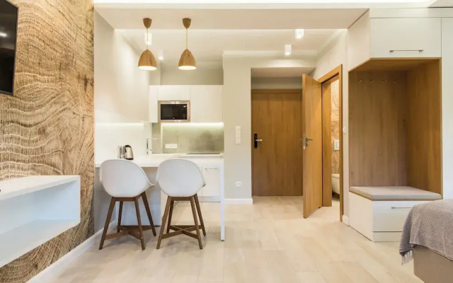 Royal Hill Residence