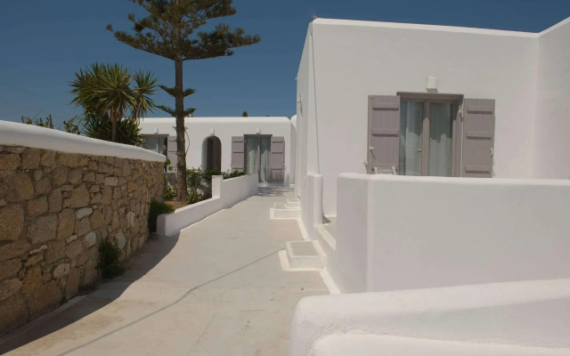 Akkadian Mykonos Resort