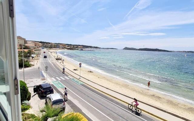 Appartement Le Brusc, 2 pièces, 4 personnes - FR-1-316-258