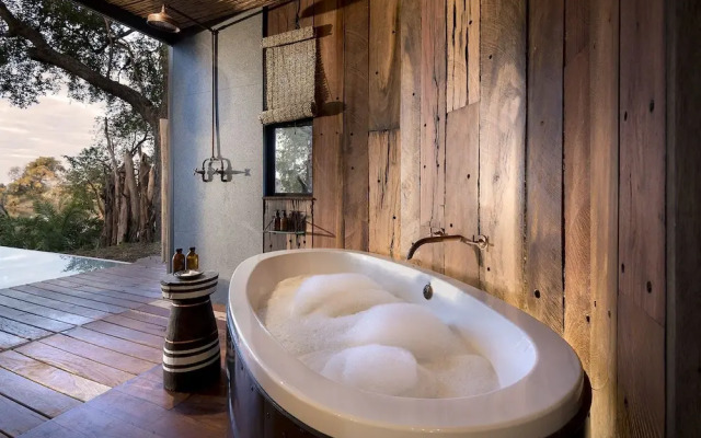 Thorntree River Lodge