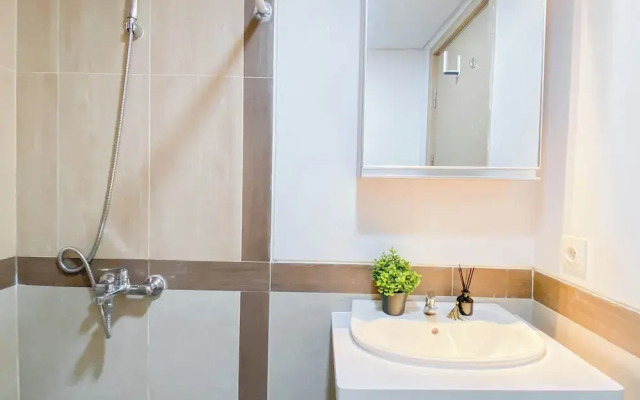 Neat And Simple 2Br At Meikarta Apartment