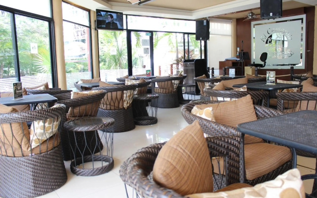 Hotel Plaza Kokai Cancún