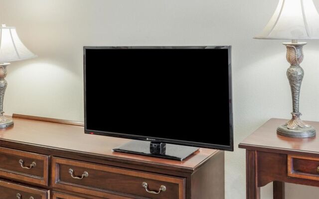 Ramada Plaza Garden Grove