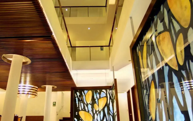 Mint Hotel