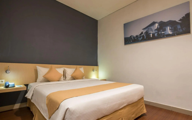 Hotel 88 Embong Malang Tunjungan By WH