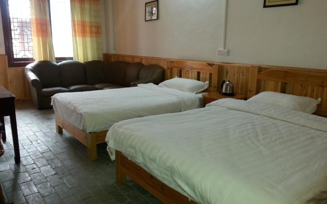 Yangshuo Dahuwai Camps Hotel – Guest Rooms – Guilin