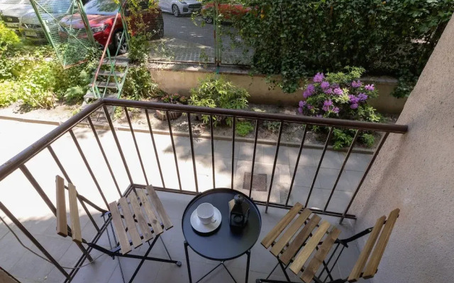 Mickiewicza Apartment Cracow by Renters
