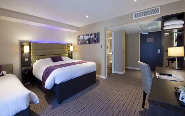 Premier Inn Edinburgh City Centre(York Place)