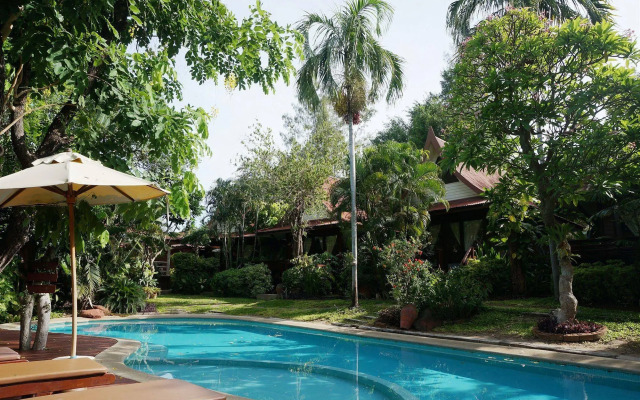 Baan Duangkaew Resort