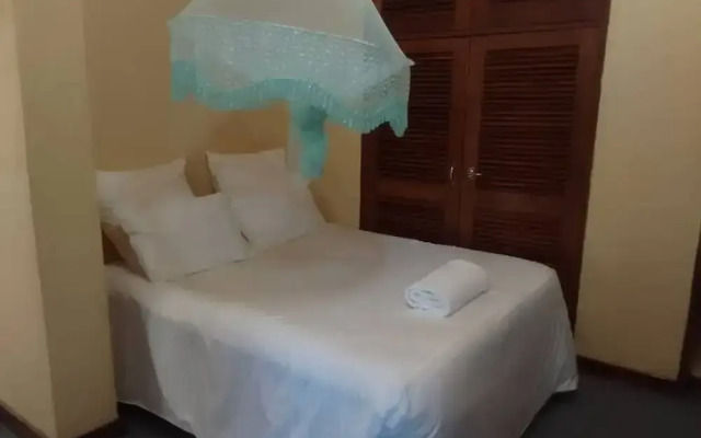 Handmaid Sisters Lodge