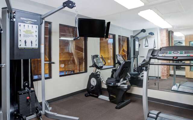 Baymont Inn & Suites by Wyndham San Marcos Outlet Malls