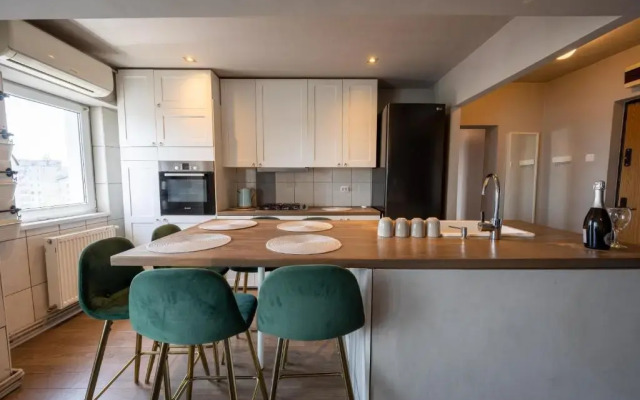 Central City View X1