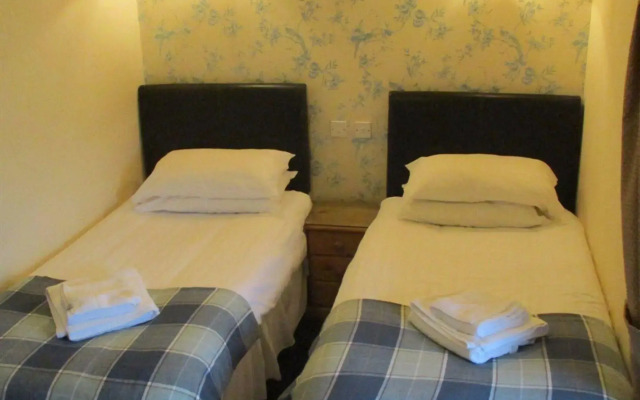 County Hotel