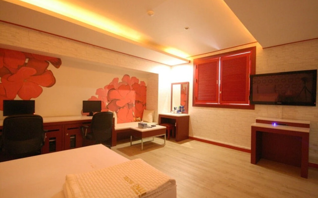 Gumi Okgye Well Time