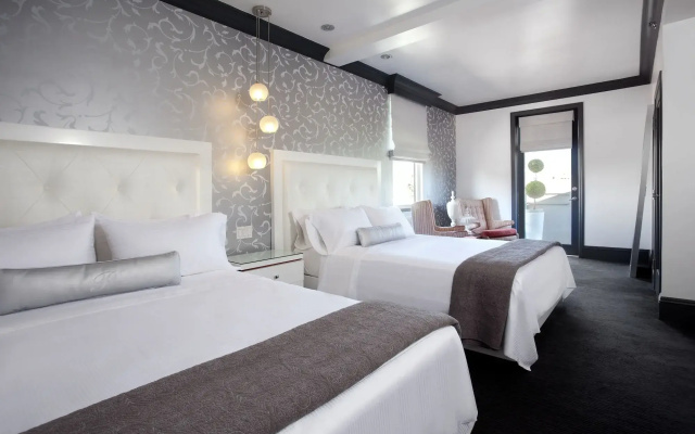 La Pensione Hotel