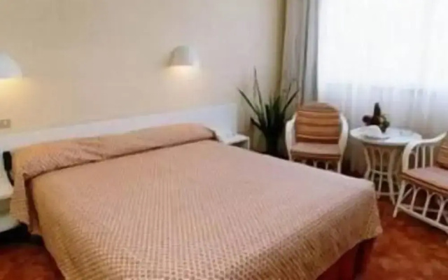 Hotel Paseo Las Mercedes