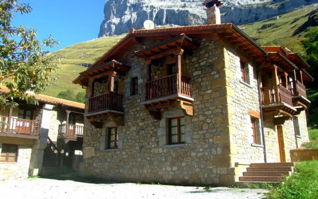 Las Casucas de Asón