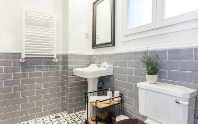 MIT House The Barn69