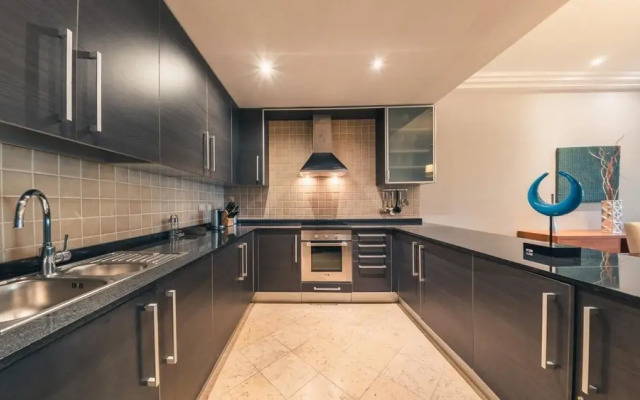 Charming Fishing Lodge w Pool View C42