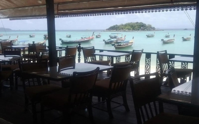 Lipe Power Beach Resort