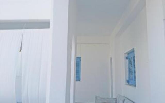 Yiannis Studios