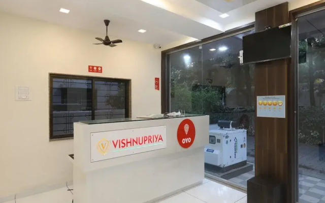 OYO 12205 Vishnupriya Regency