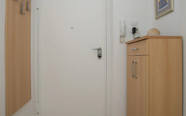 Apartment Split