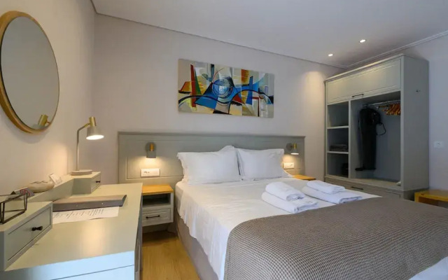 Kannas Mani-Luxury Suites- Adults friendly 14+