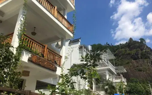 Xianju County, this evening, Hexi Inn