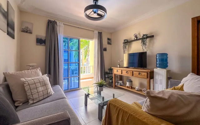 Cozy Apartment Close to the Beach